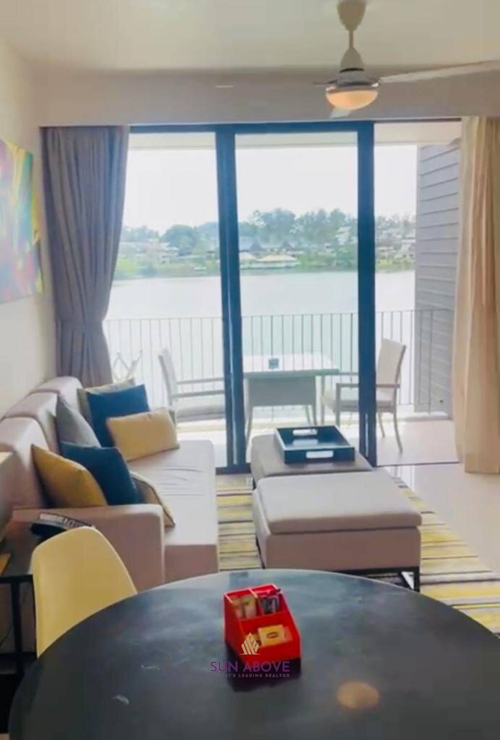 2 BEDROOM LAKE VIEW APARTMENT IN CASSIA HOTEL