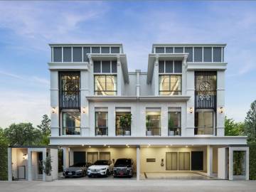 3 Bed 5 Bath 400 SQ.M VAVILA Sukhumvit 77