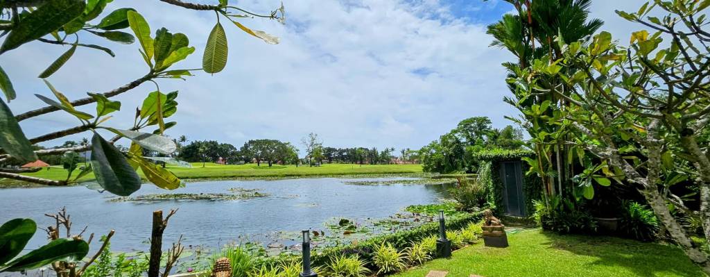 4 Beds Lake and Golf View Villa in Laguna