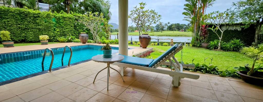 4 Beds Lake and Golf View Villa in Laguna