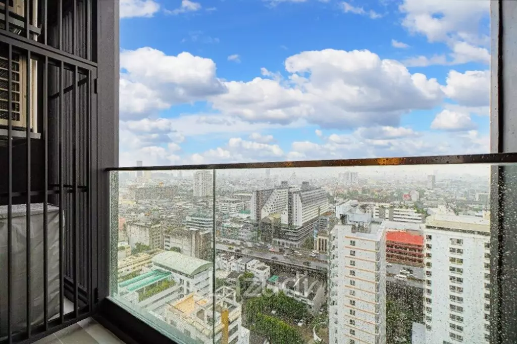1 Bed 1 Bath 35 SQ.M at Cooper Siam
