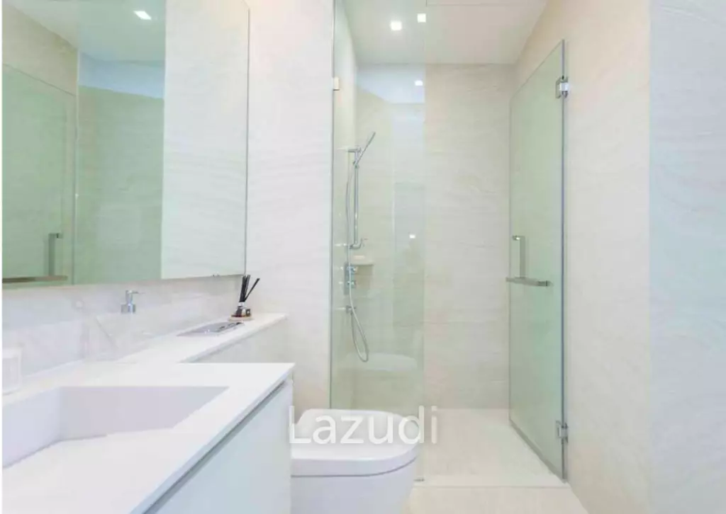 2 Bed 2 Bath 90.76 SQ.M. The Strand Thonglor