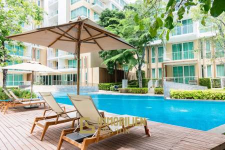 WAN VAYLA CONDO : 2 bed beachfront condo