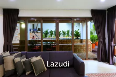 5 Bedrooms 7 Bathrooms 450 SQ.M Highgrove Villa