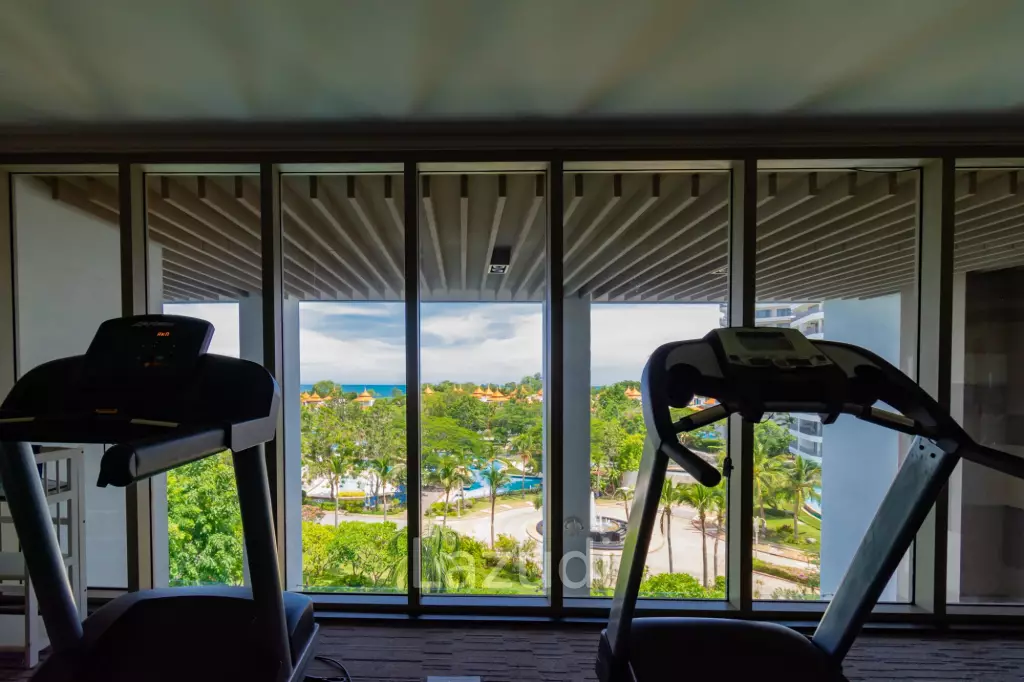BOATHOUSE : 1 Bed Seaview Condo