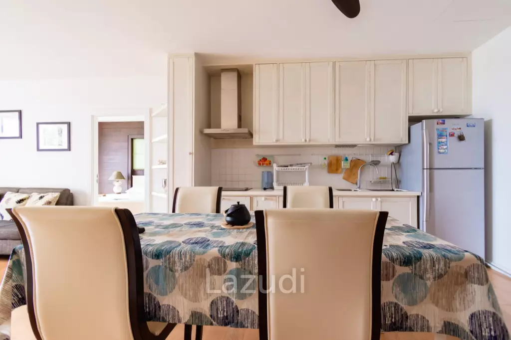 MALIBU : 2 Bed Pool View Condo