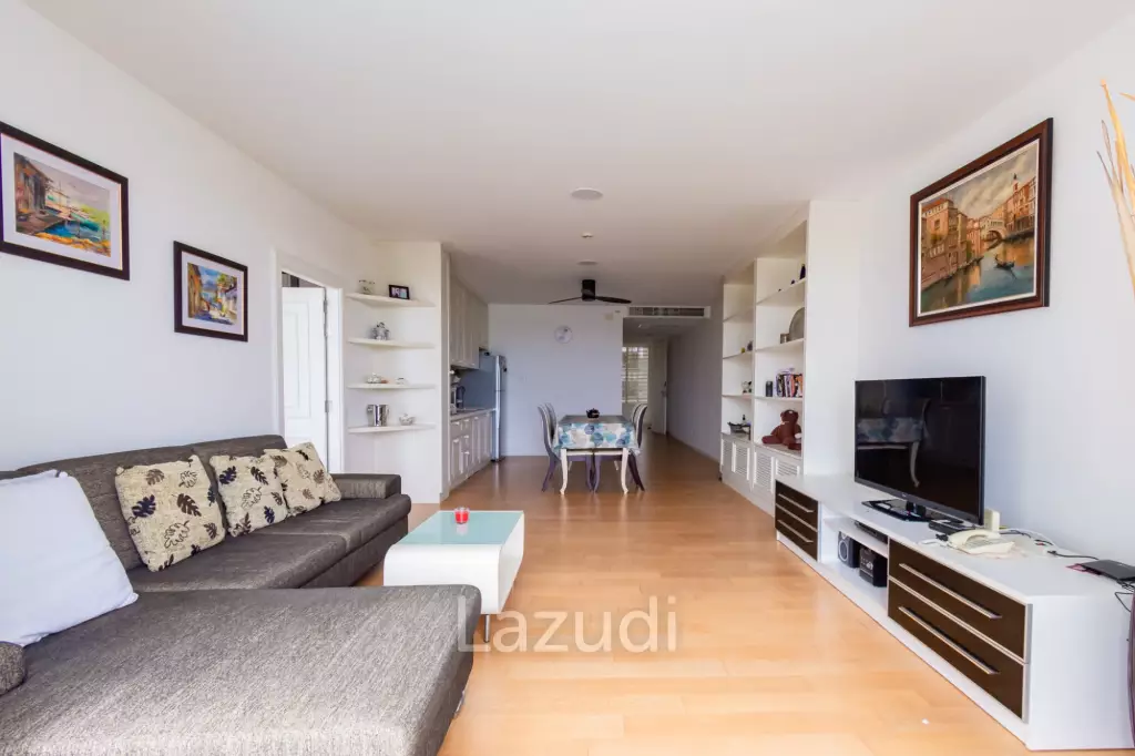 MALIBU : 2 Bed Pool View Condo