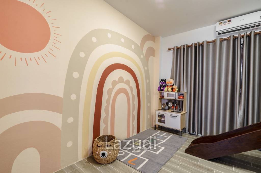 4 Bedrooms Cozy House for Rent in City