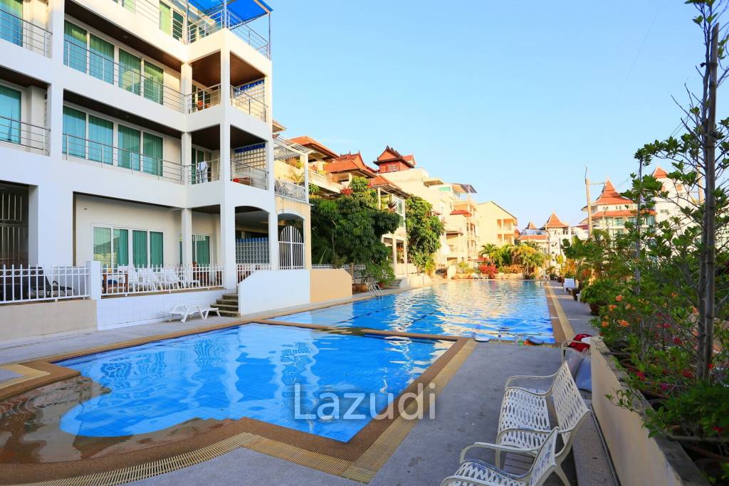8 Beds 8 Baths 650 SQ.M Apartment in Pratumnak