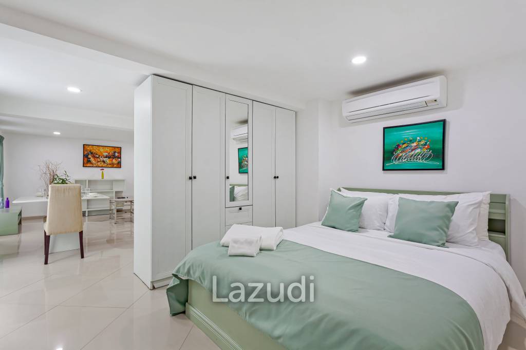 8 Beds 8 Baths 650 SQ.M Apartment in Pratumnak