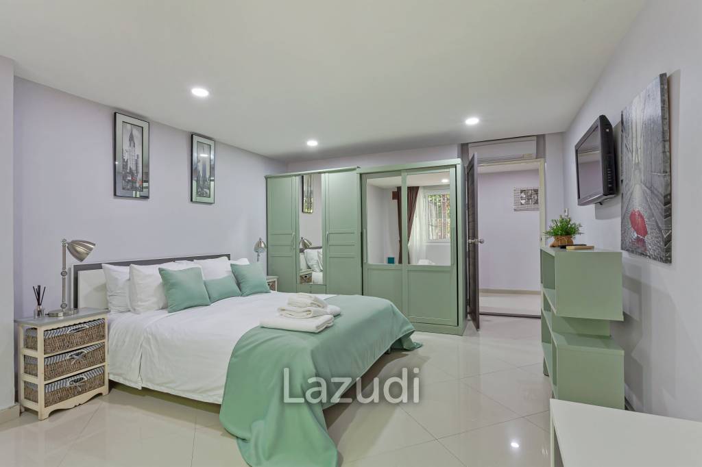 8 Beds 8 Baths 650 SQ.M Apartment in Pratumnak