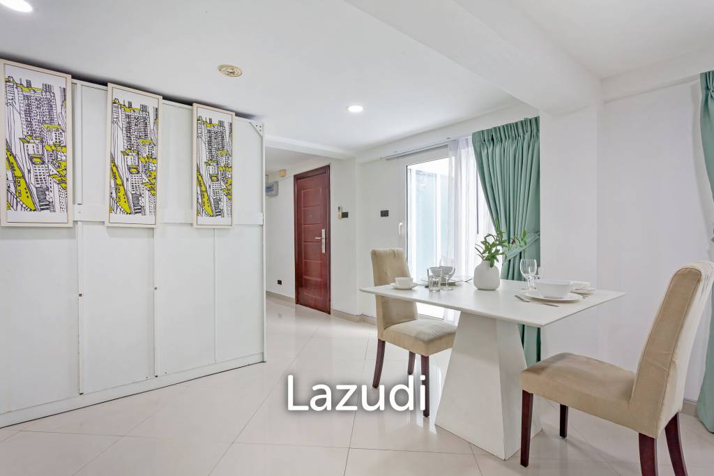 8 Beds 8 Baths 650 SQ.M Apartment in Pratumnak