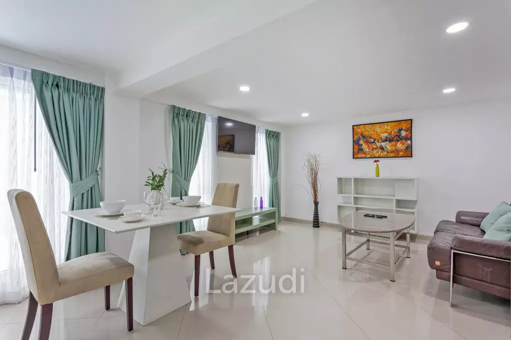 8 Beds 8 Baths 650 SQ.M Apartment in Pratumnak