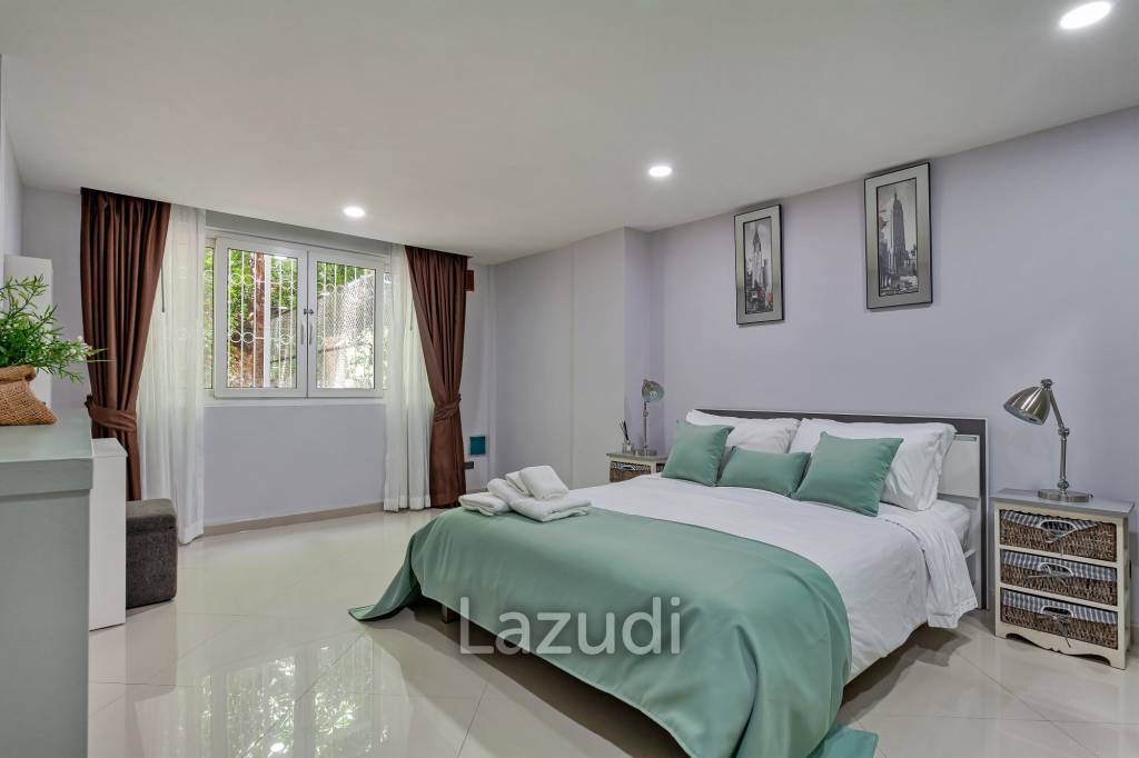 8 Beds 8 Baths 650 SQ.M Apartment in Pratumnak
