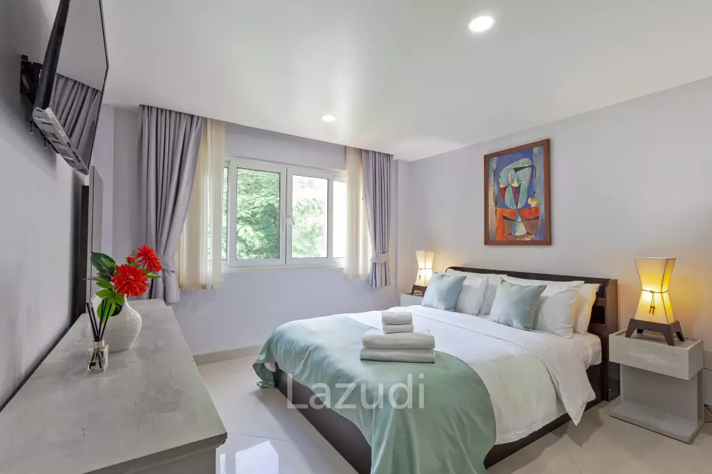 8 Beds 8 Baths 650 SQ.M Apartment in Pratumnak