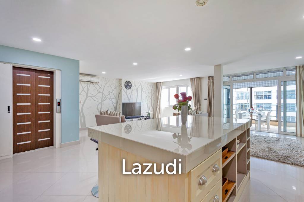 8 Beds 8 Baths 650 SQ.M Apartment in Pratumnak