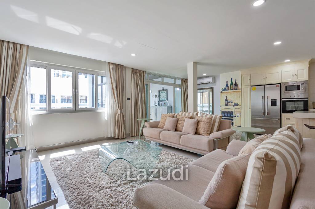 8 Beds 8 Baths 650 SQ.M Apartment in Pratumnak