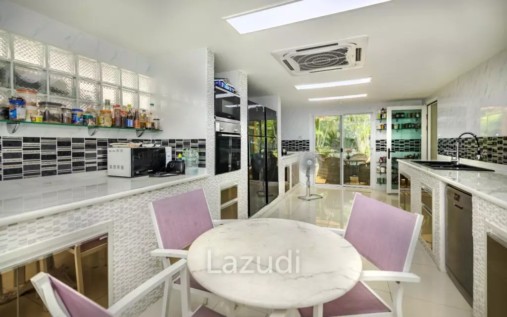 3 Beds 2 Baths 300 SQ.M Panalee Banna Village