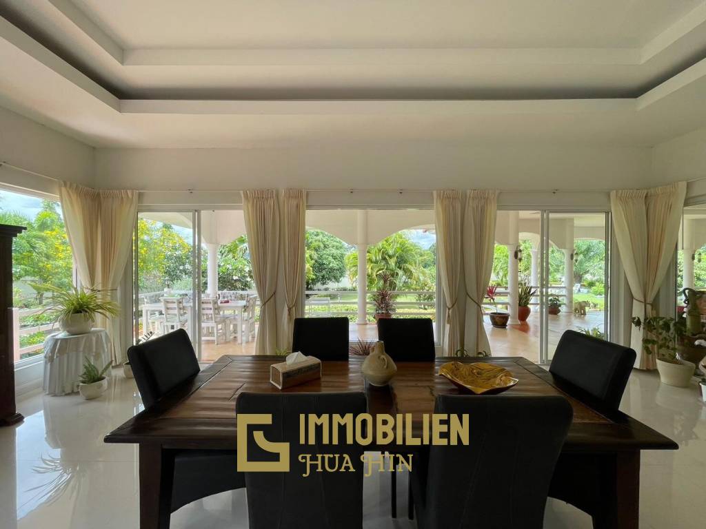 Stunning 3 Bedroom Villa In Cha Am For Sale