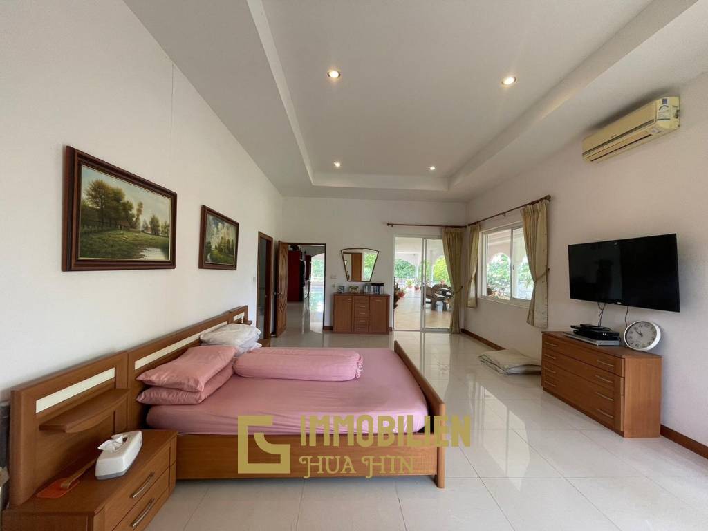 Stunning 3 Bedroom Villa In Cha Am For Sale