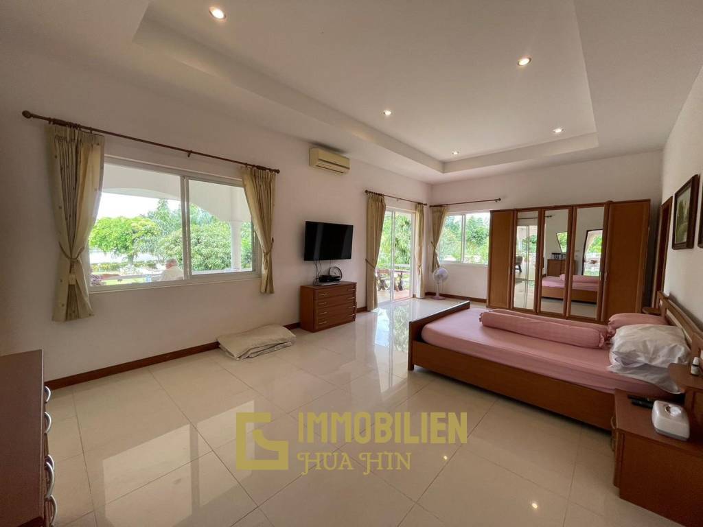 Stunning 3 Bedroom Villa In Cha Am For Sale