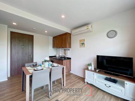 Autumn: 1 Bedroom Condo For Sale