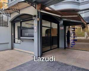 4 Beds 4 Baths Commercial Building in Nakluea