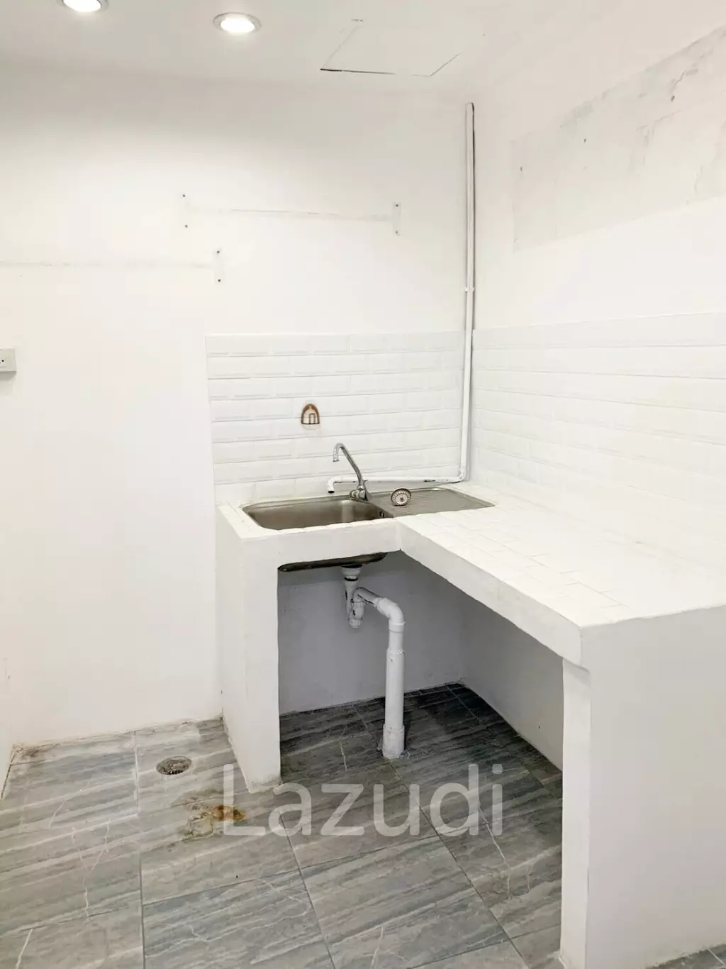 Office space for sale/ rent in Bangrak