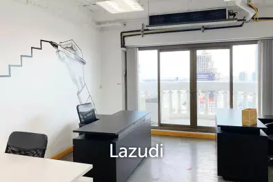 Office space for sale/ rent in Bangrak
