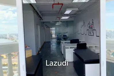 Office space for sale/ rent in Bangrak