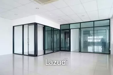 Office space for rent in Wattana