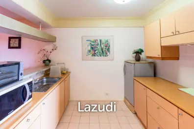 SPRINGFIELD :  2 Bed Beachfront Seaview Condo