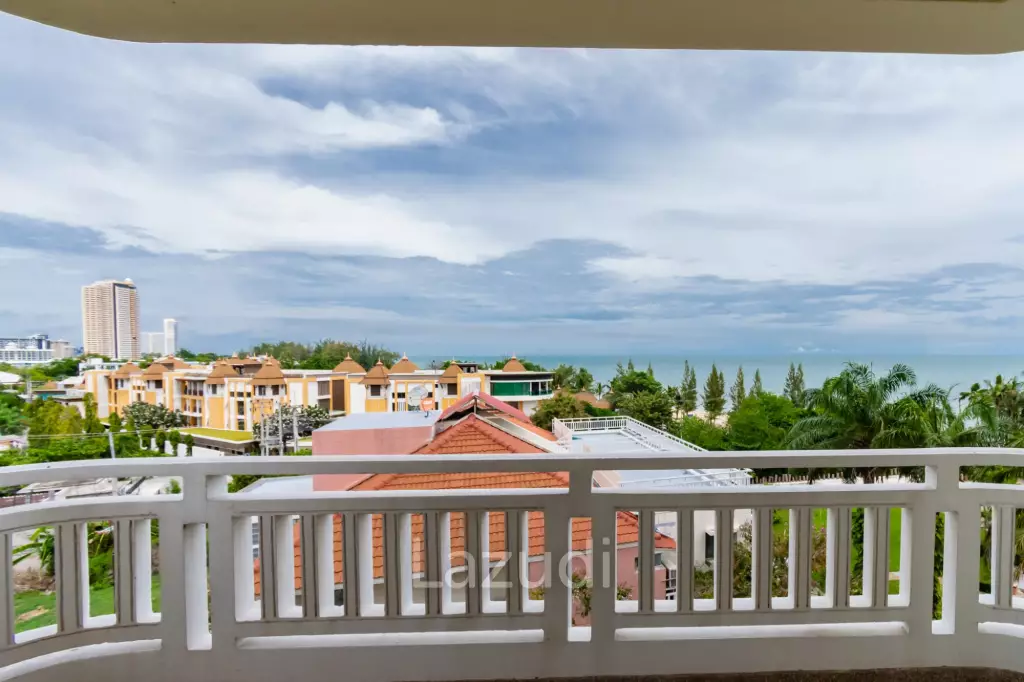 SPRINGFIELD :  2 Bed Beachfront Seaview Condo