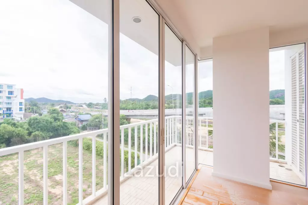 MALIBU : Nice 2 Bed Condo In Khao Tao
