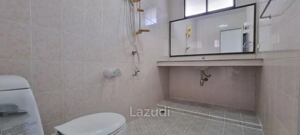 ขายบ้านเดี่ยวหรู หนองปลาไหล ชลบุรี 4 ห้องนอน 5 ห้องน้ำ