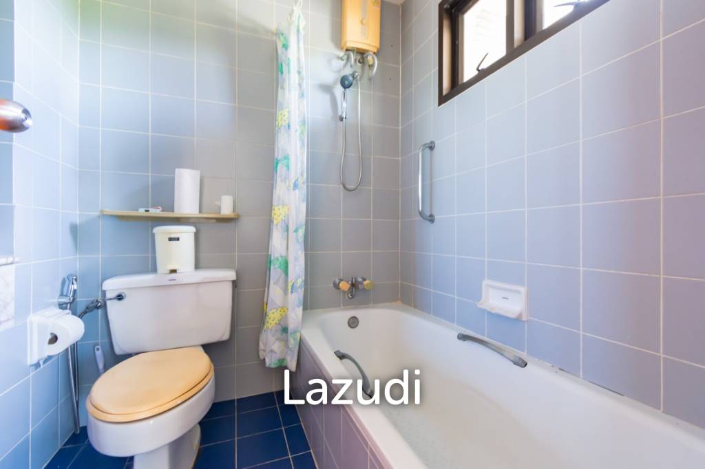 PALM HILLS CONDO : 3 Bed Condo with mountain and seaview