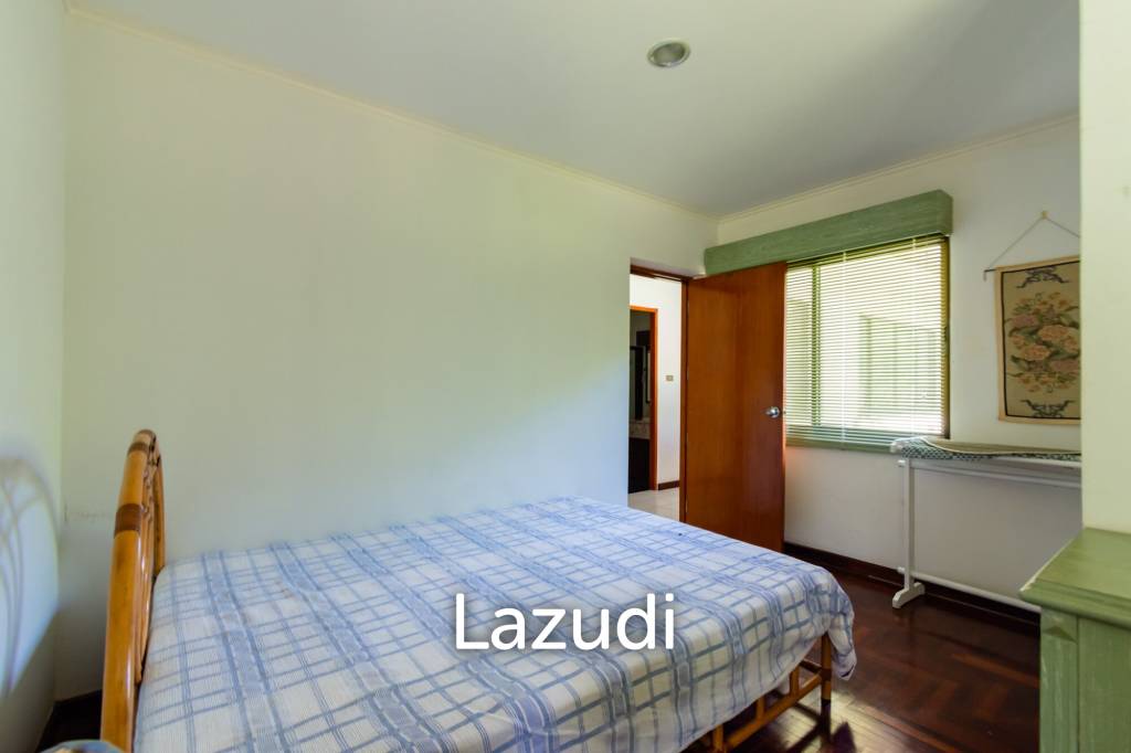 PALM HILLS CONDO : 3 Bed Condo with mountain and seaview