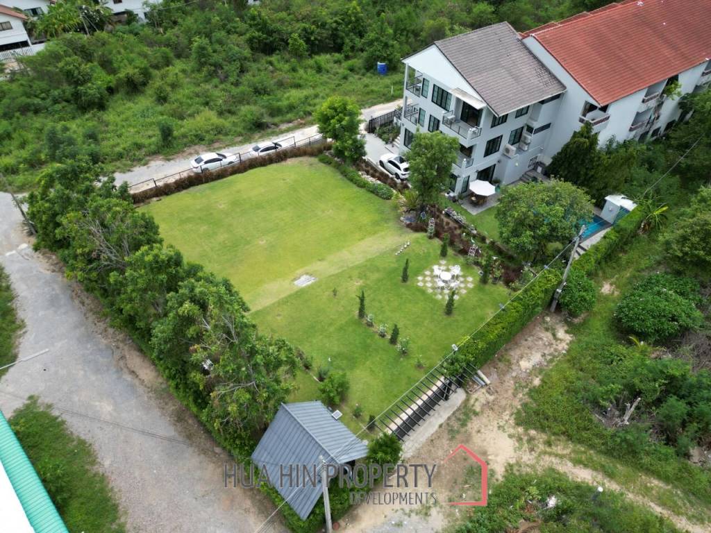 LARGE MODERN POOL VILLA : 4 bed seaview and country side view