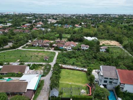 LARGE MODERN POOL VILLA : 4 bed seaview and country side view