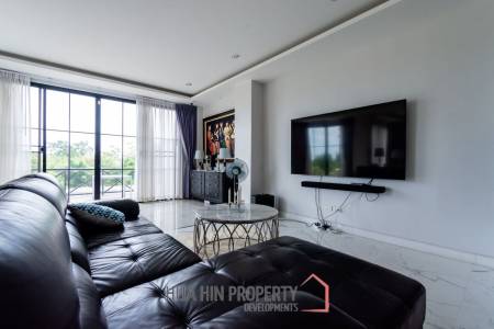 LARGE MODERN POOL VILLA : 4 bed seaview and country side view