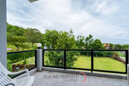 LARGE MODERN POOL VILLA : 4 bed seaview and country side view