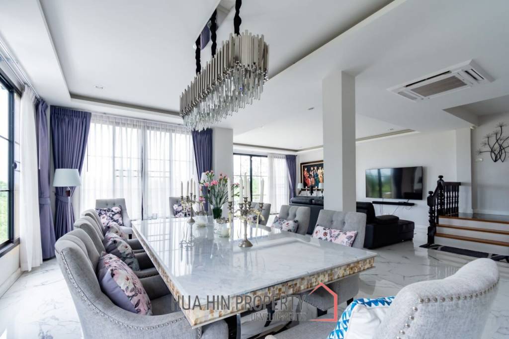 LARGE MODERN POOL VILLA : 4 bed seaview and country side view