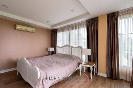 LARGE MODERN POOL VILLA : 4 bed seaview and country side view
