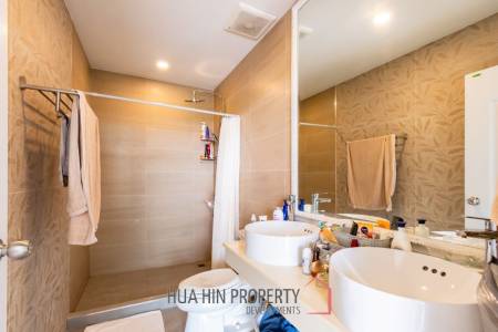LARGE MODERN POOL VILLA : 4 bed seaview and country side view