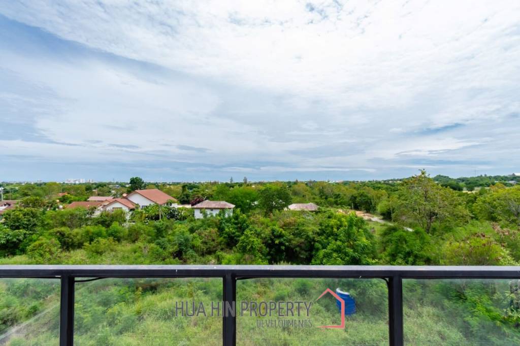 LARGE MODERN POOL VILLA : 4 bed seaview and country side view