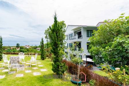 LARGE MODERN POOL VILLA : 4 bed seaview and country side view