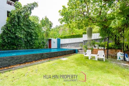 LARGE MODERN POOL VILLA : 4 bed seaview and country side view