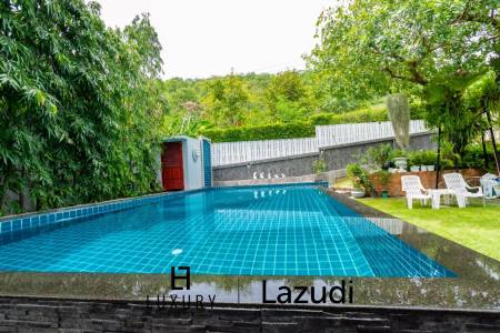 1,540 qm 4 Bett 6 Bad Villa Für Verkauf