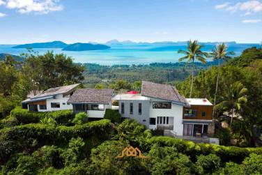 Luxury Villa With South Facing Island Views