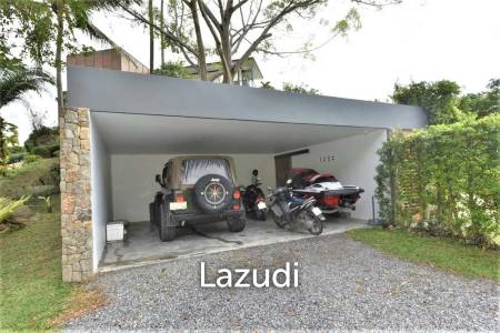 Luxury Villa With South Facing Island Views